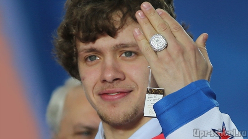 Александр Якушев: Панарин ворвался в НХЛ и влюбил в себя болельщиков